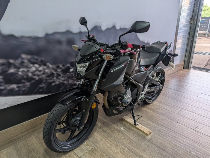2016 Honda CB300FA (ABS)