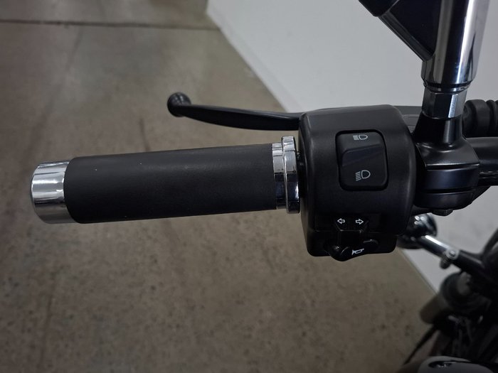 2018 Yamaha XVS650 V-STAR CUSTOM Black