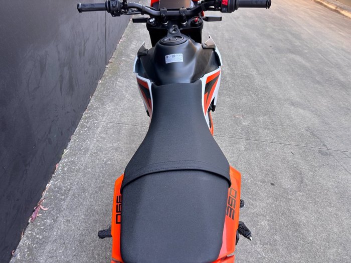 2025 Ktm 390 SMC R ORANGE