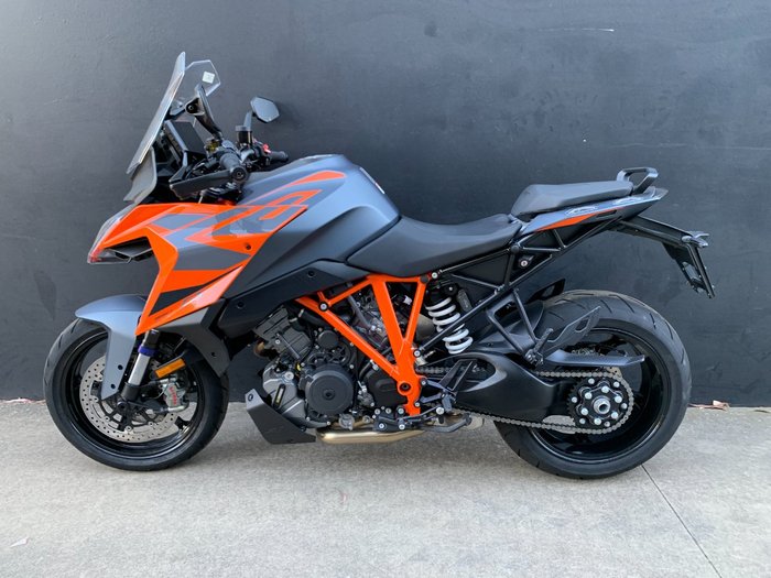 2024 Ktm 1290 SUPER DUKE GT ORANGE