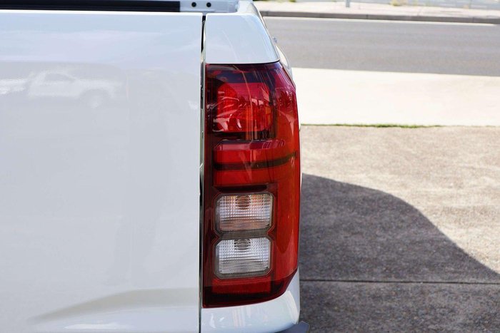 2025 Mitsubishi Triton GLS