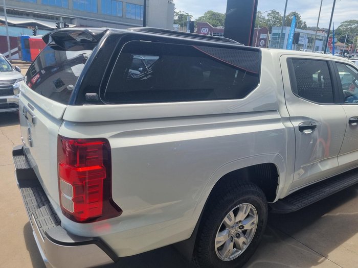 2025 Mitsubishi Triton GLX+