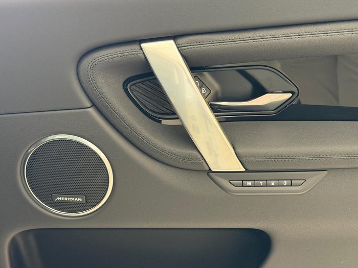 2024 Land Rover Discovery Sport P200 S