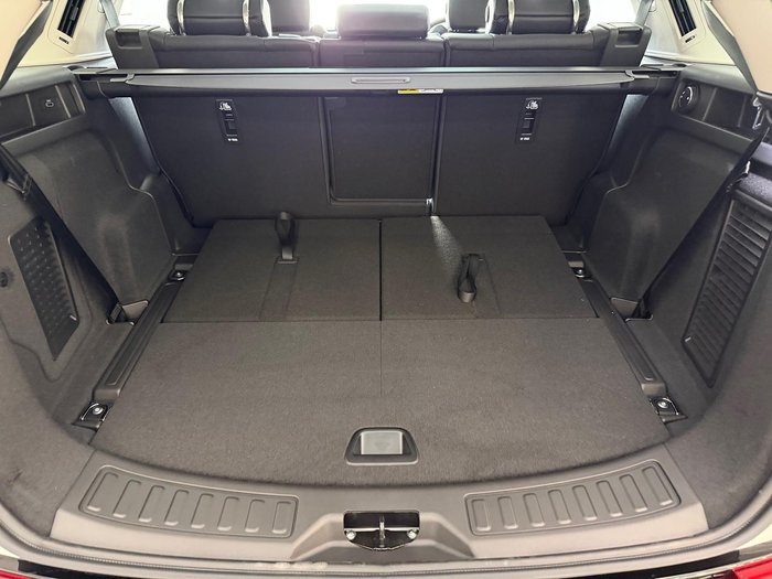 2024 Land Rover Discovery Sport P200 S