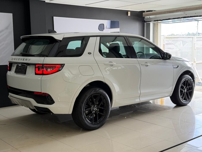 2024 Land Rover Discovery Sport P200 S