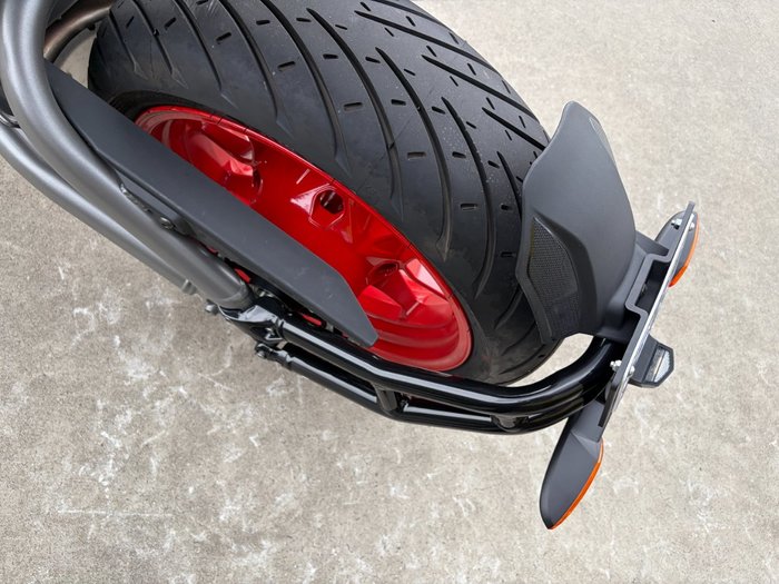 2023 Indian FTR SPORT ONYX BLACK RED