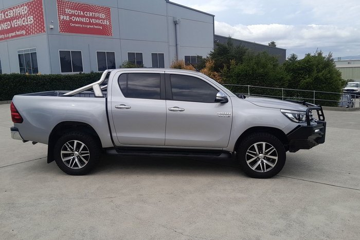 2016 Toyota Hilux SR5