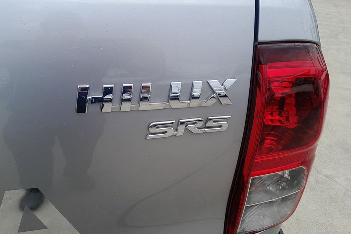 2016 Toyota Hilux SR5