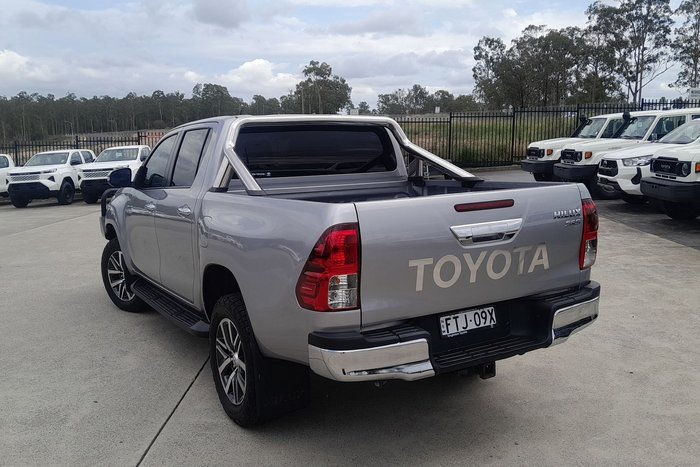 2016 Toyota Hilux SR5
