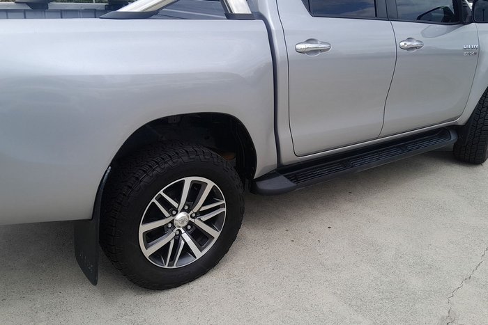 2016 Toyota Hilux SR5