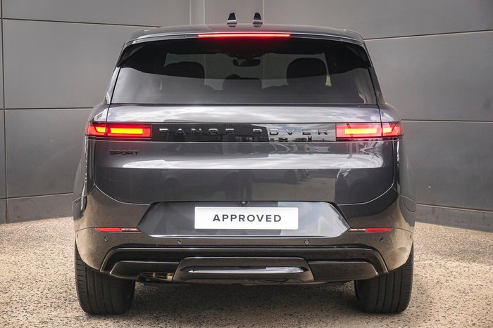 2025 Land Rover Range Rover Sport D250 Dynamic SE
