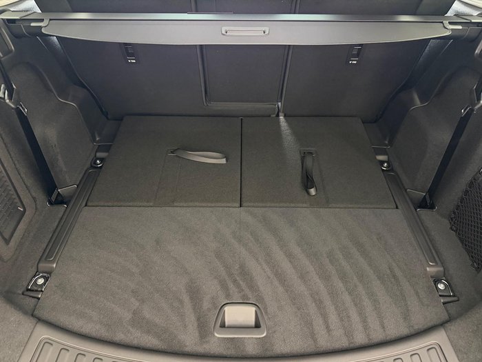 2024 Land Rover Discovery Sport P200 S