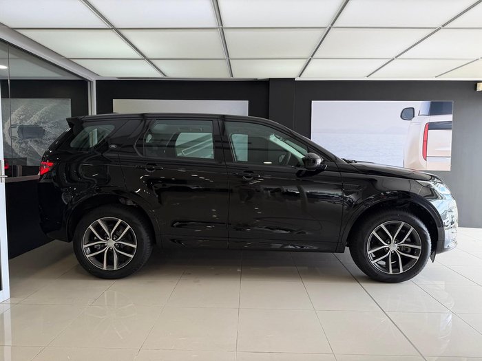 2024 Land Rover Discovery Sport P200 S