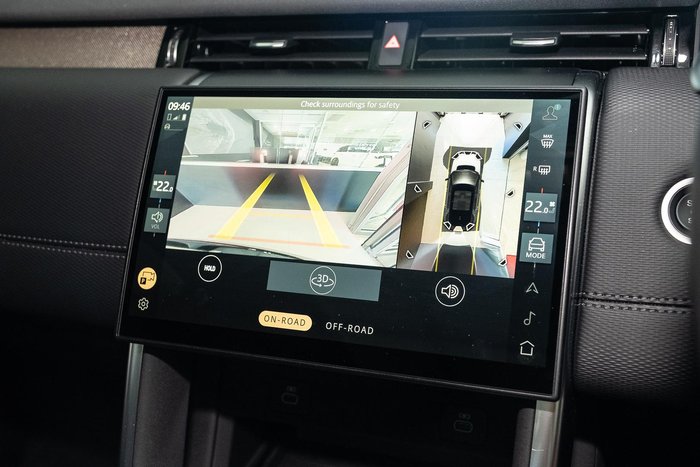 2025 Land Rover Discovery Sport P300e Dynamic SE