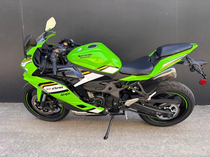 2025 Kawasaki 2025 Kawasaki 400CC KRT EDITION ZX400SSFAN GREEN