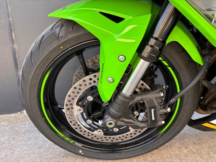 2025 Kawasaki 2025 Kawasaki 400CC KRT EDITION ZX400SSFAN GREEN