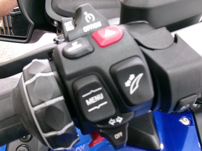 2023 BMW Motorrad R 1250 RT IMPERIAL BLUE METALLIC