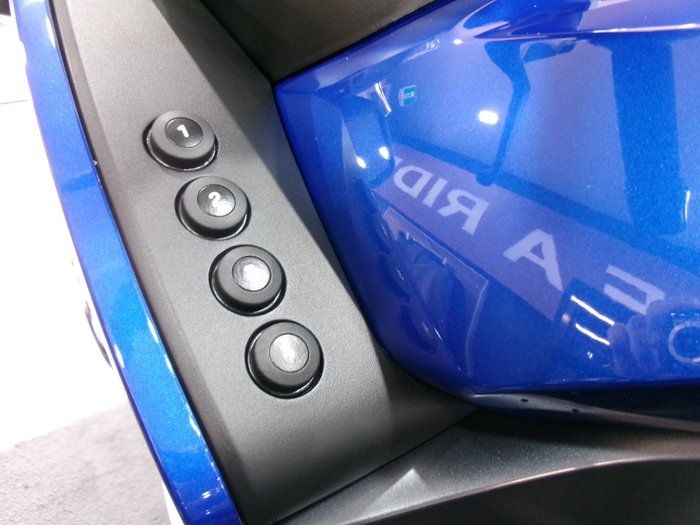 2023 BMW Motorrad R 1250 RT IMPERIAL BLUE METALLIC