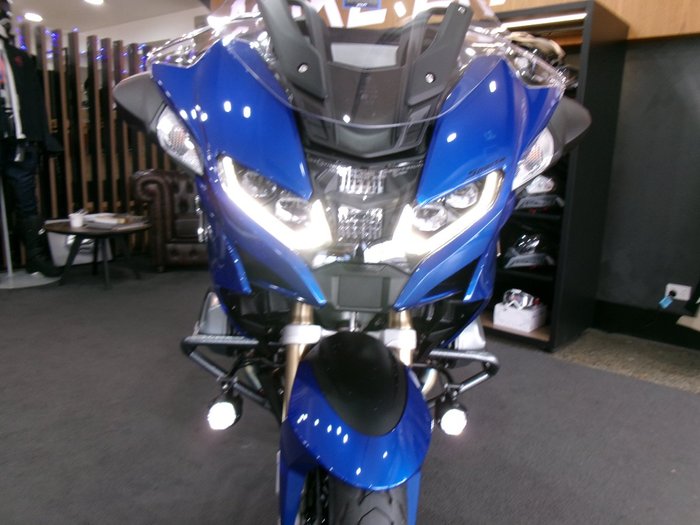 2023 BMW Motorrad R 1250 RT IMPERIAL BLUE METALLIC