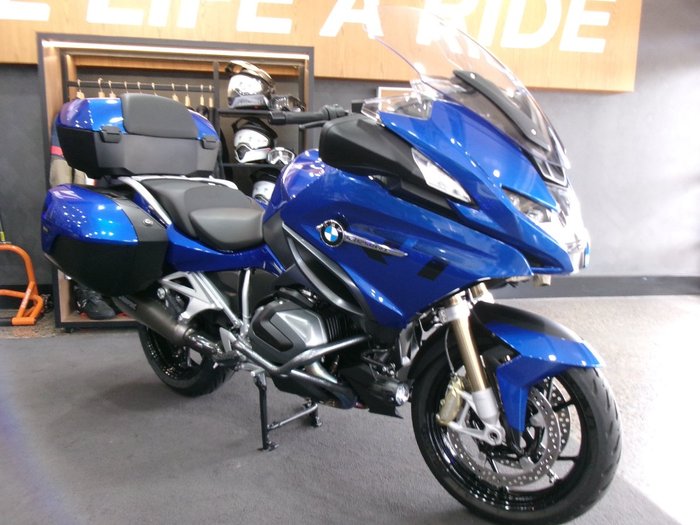 2023 BMW Motorrad R 1250 RT IMPERIAL BLUE METALLIC