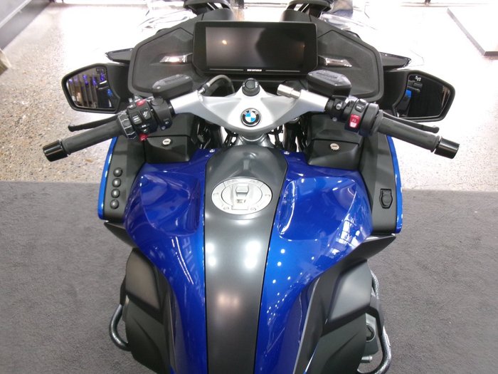 2023 BMW Motorrad R 1250 RT IMPERIAL BLUE METALLIC