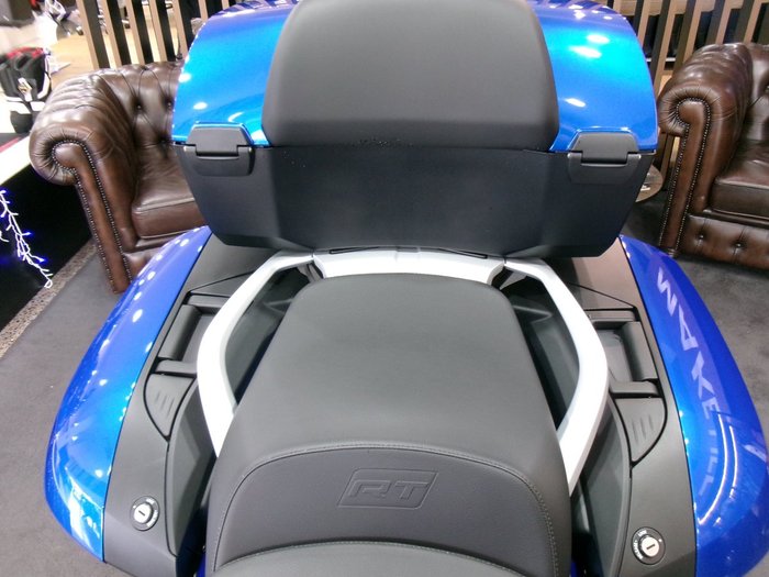 2023 BMW Motorrad R 1250 RT IMPERIAL BLUE METALLIC