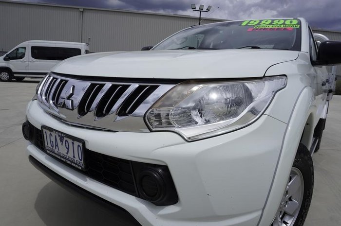 2015 Mitsubishi Triton GLX