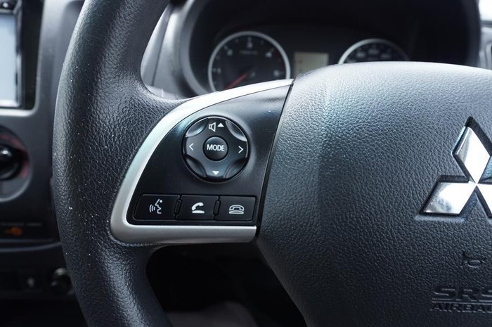 2015 Mitsubishi Triton GLX