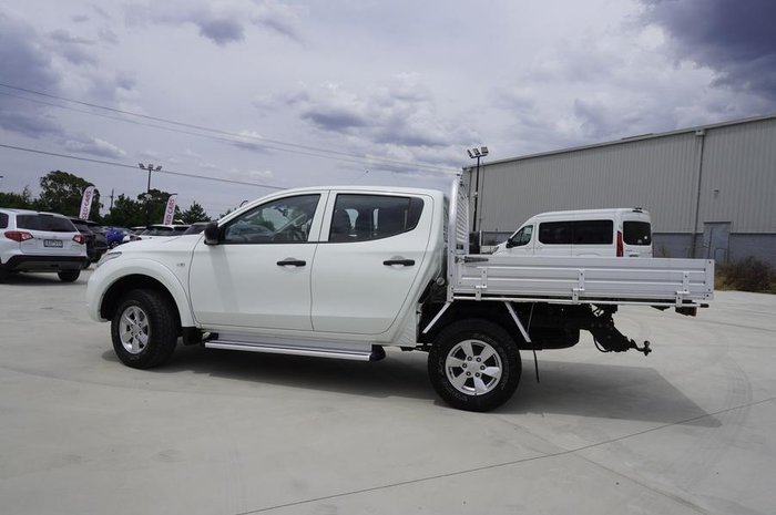 2015 Mitsubishi Triton GLX