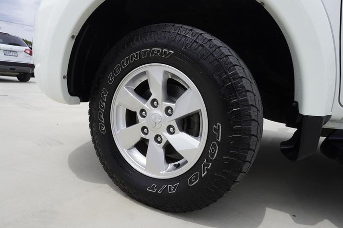 2015 Mitsubishi Triton GLX