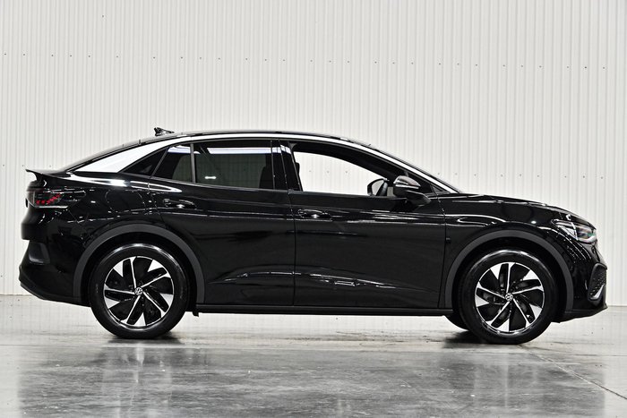 2025 Volkswagen ID.5 Pro