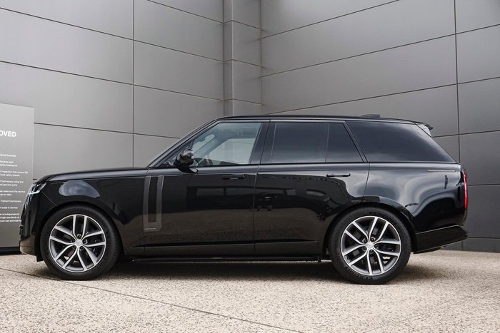 2025 Land Rover Range Rover P530 Autobiography