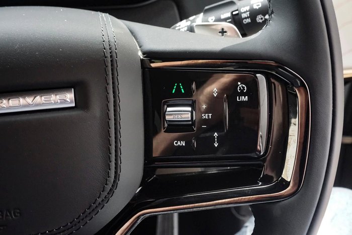 2025 Land Rover Range Rover Sport D250 Dynamic SE