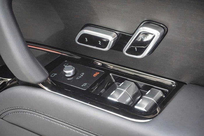 2025 Land Rover Range Rover Sport D250 Dynamic SE