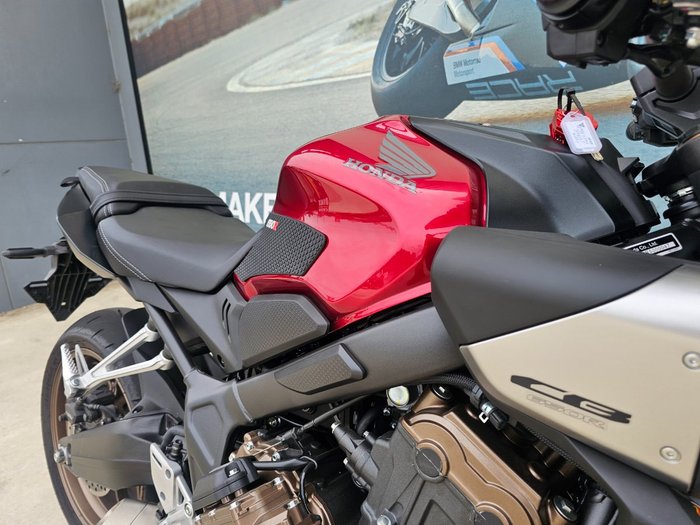 2024 Honda CB650RAC Red