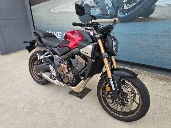 2024 Honda CB650RAC Red