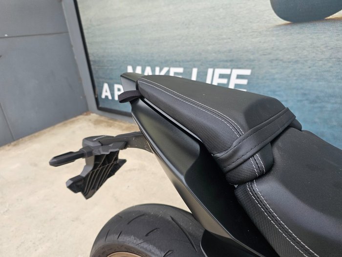 2024 Honda CB650RAC Red