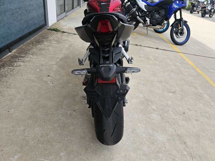 2024 Honda CB650RAC Red