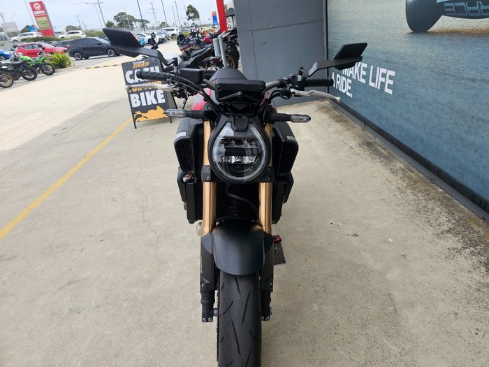 2024 Honda CB650RAC Red