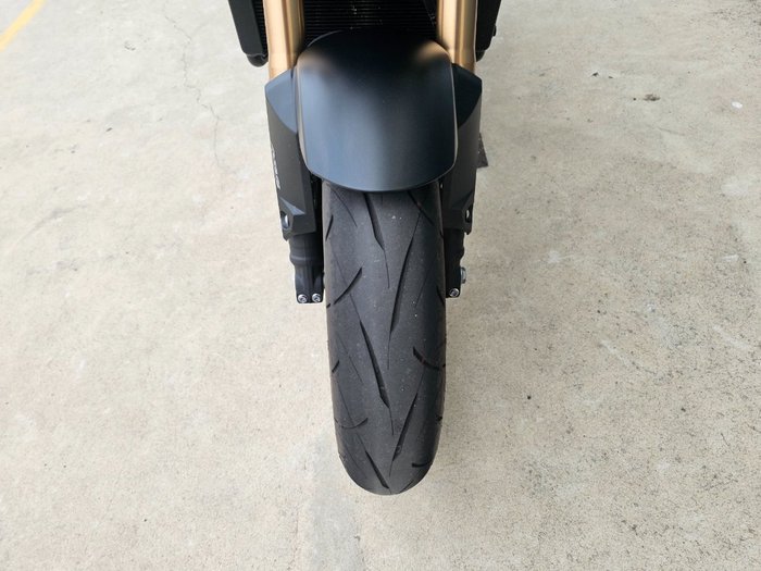 2024 Honda CB650RAC Red