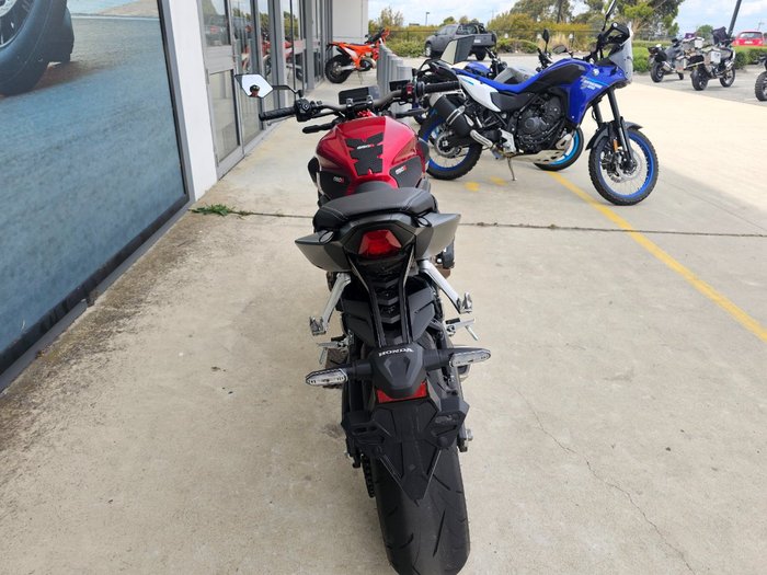 2024 Honda CB650RAC Red