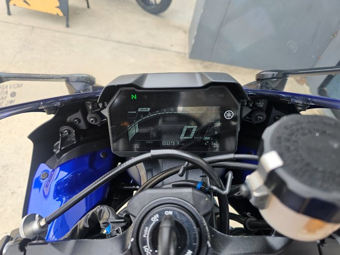 2023 Yamaha YZF-R7LA Blue
