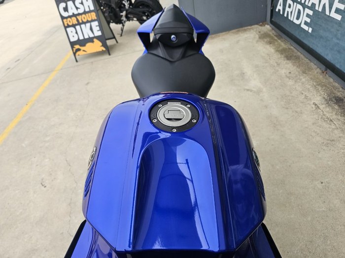2023 Yamaha YZF-R7LA Blue