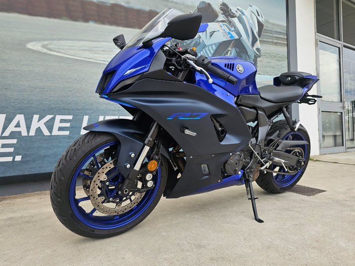 2023 Yamaha YZF-R7LA Blue