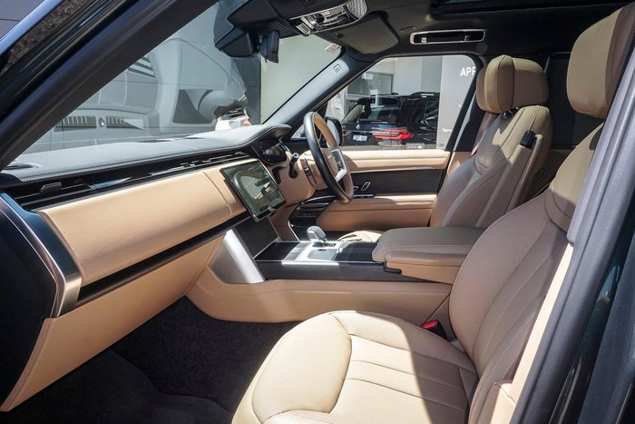 2024 Land Rover Range Rover P530 Autobiography