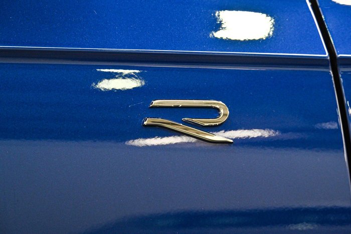 2025 Volkswagen Touareg R