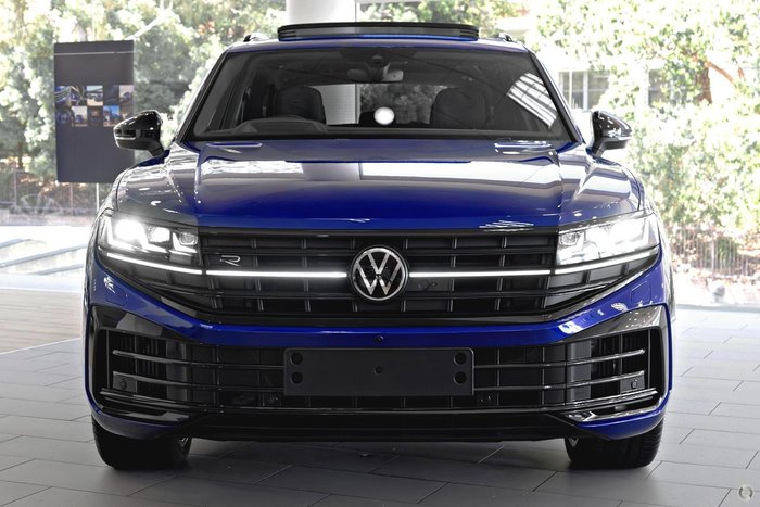 2025 Volkswagen Touareg R