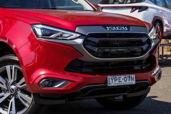 2024 Isuzu MU-X LS-T