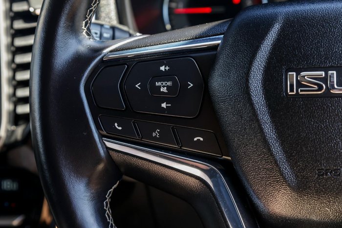 2024 Isuzu MU-X LS-T