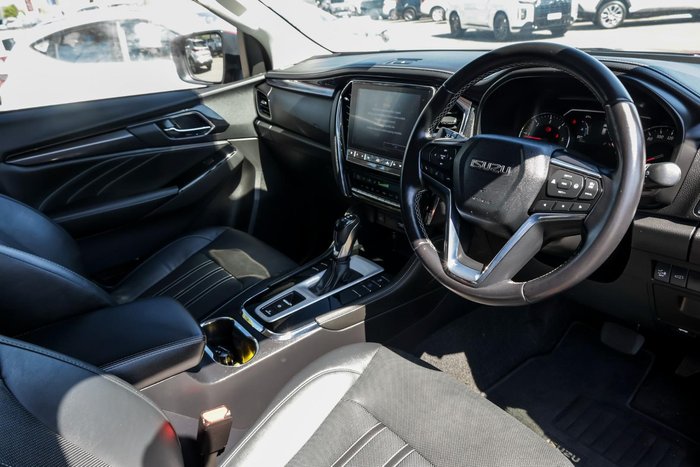 2024 Isuzu MU-X LS-T